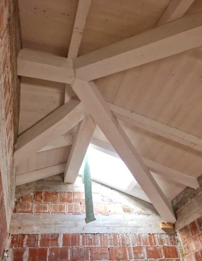 realizzazione di tetto in legno